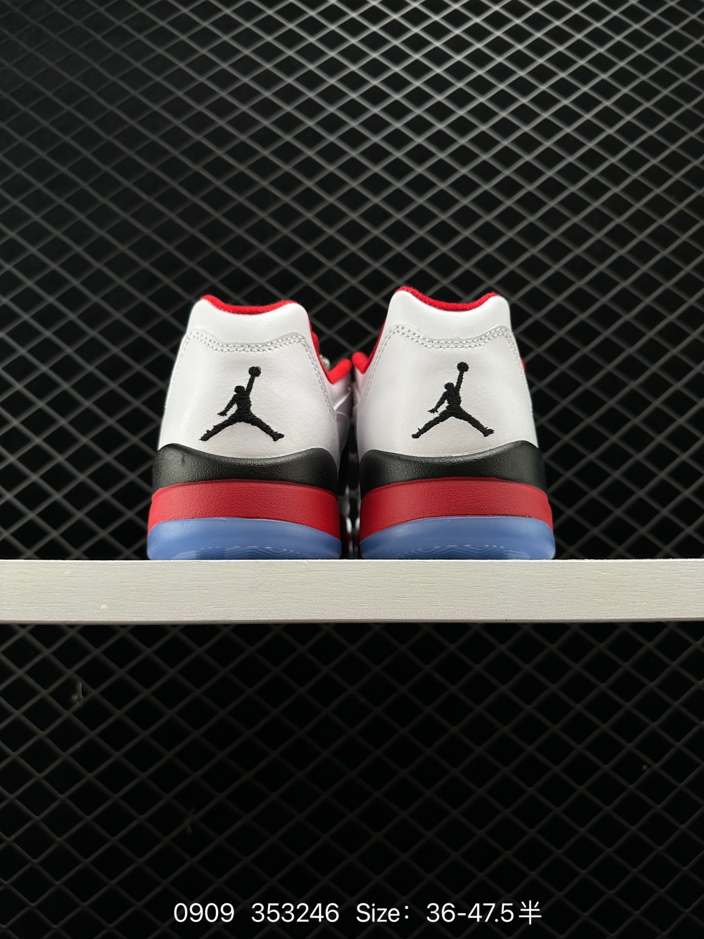 Nike Air Jordan 5 Retro